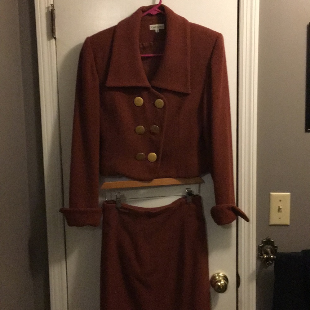 Ladies suit